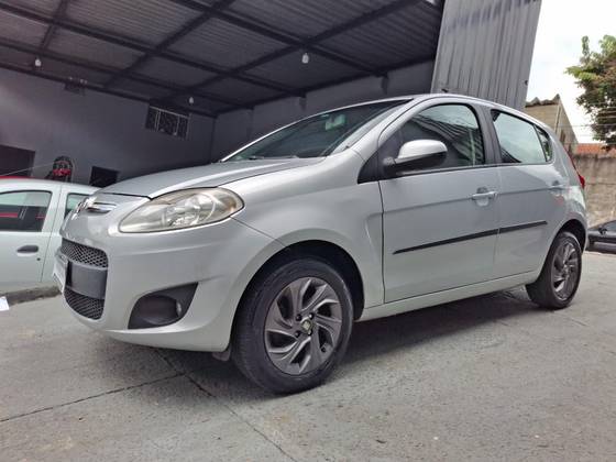 FIAT PALIO 1.6 MPI ESSENCE 16V FLEX 4P MANUAL